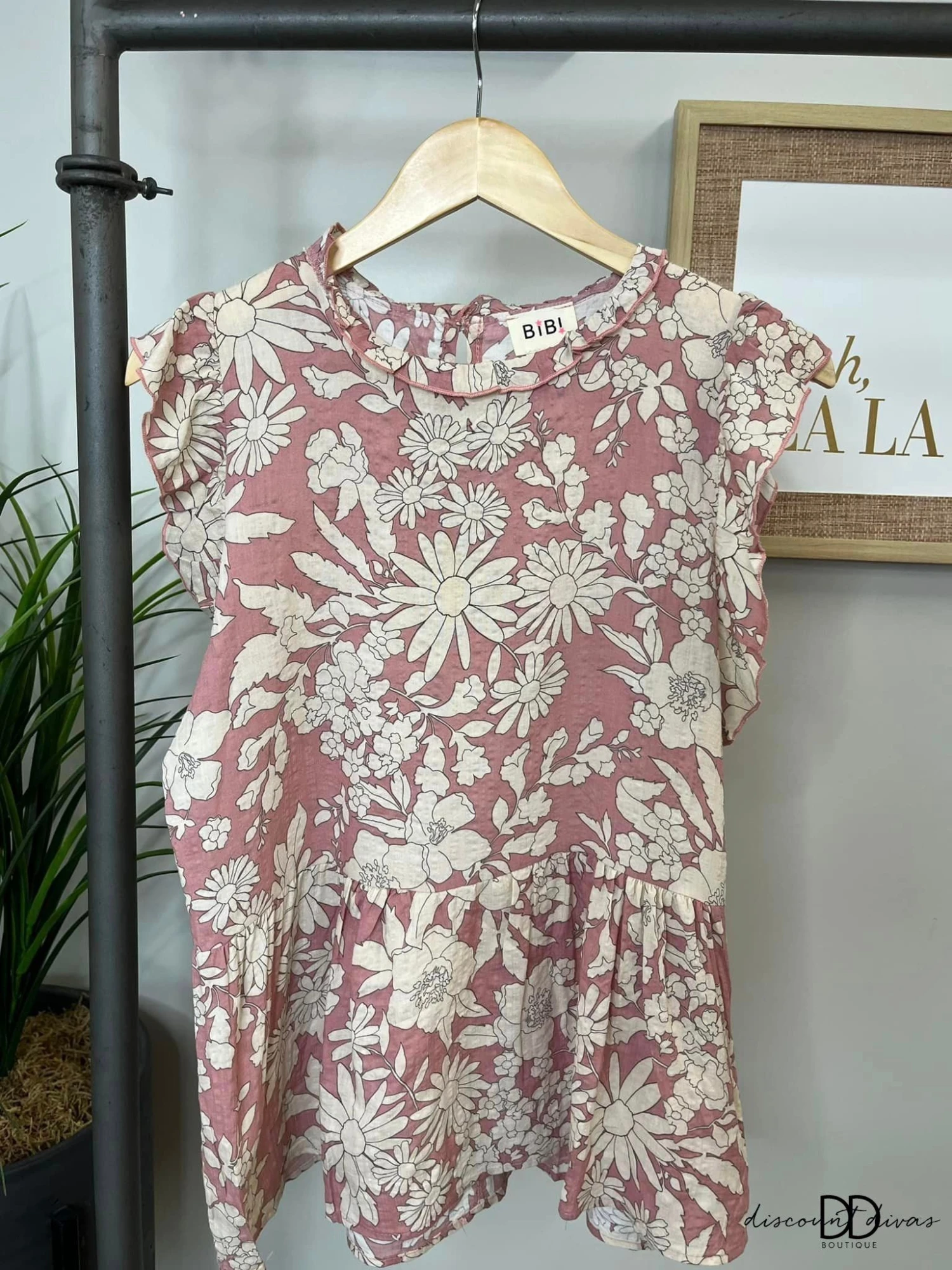 Home Design Top | S - XL *Final Sale* 3 Home Design Top | S - XL *Final Sale*