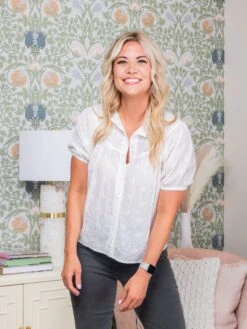 Embroidery Fabric Lightweight Button Down Mock-neckline Short Sleeves Top | S-XL -STACCATO Sale Store 4204950b7b76be8c5a9dbf3d8e083ed0