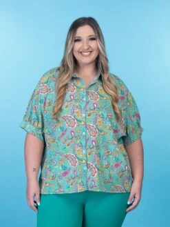 Emily Wonder Floral Print Top With Short Sleeves | S - 3X