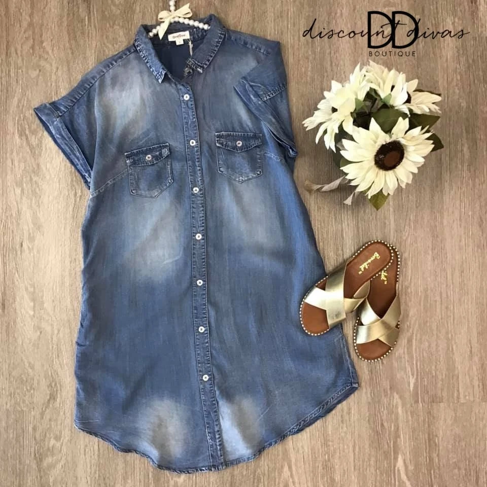 Album Of Memories Tunic *Final Sale* 3 Album Of Memories Tunic *Final Sale*