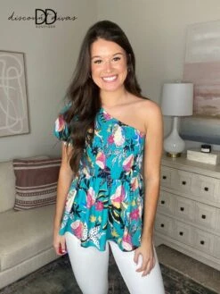 So Stylish Top *Final Sale*