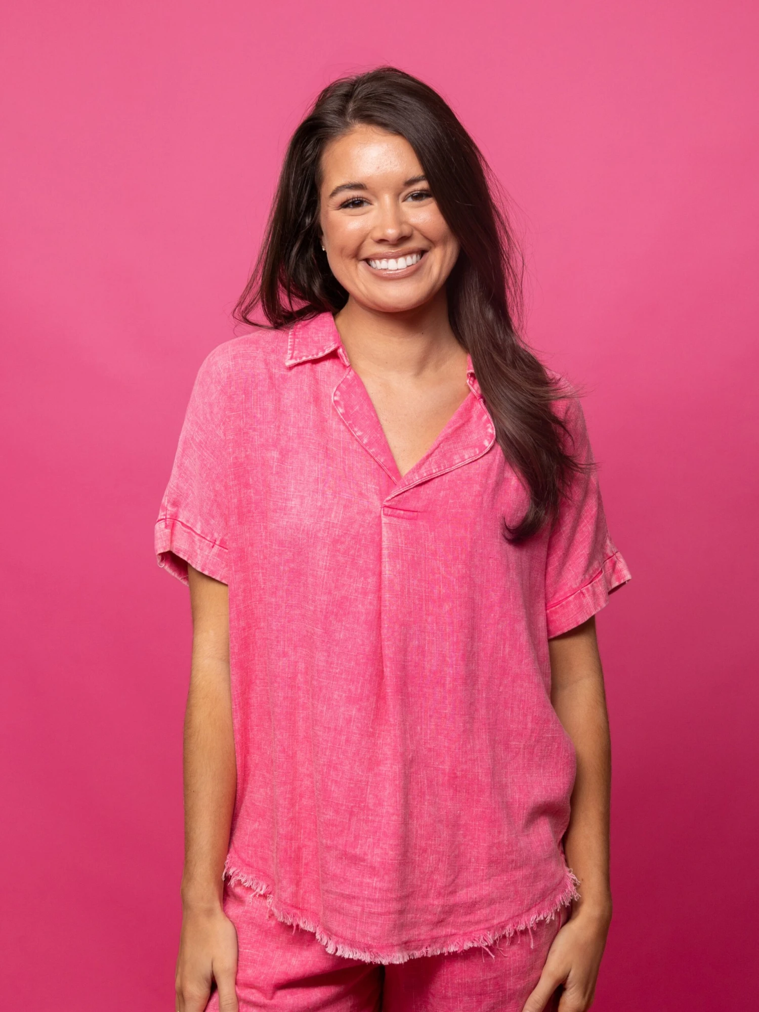 Zenana Washed Linen Raw Edge Short Sleeve Collared Shirt | S - XL Set W/ Sku50368 4 Zenana Washed Linen Raw Edge Short Sleeve Collared Shirt | S - XL Set W/ Sku50368 - Image 2