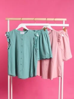 Button Down Sleeveless Top W/ Ruffles| S-3X Set W/ ID1711 9 Button Down Sleeveless Top W/ Ruffles| S-3X Set W/ ID1711 -STACCATO Sale Store cacfd243d0e7333d1d170ac813c3721d