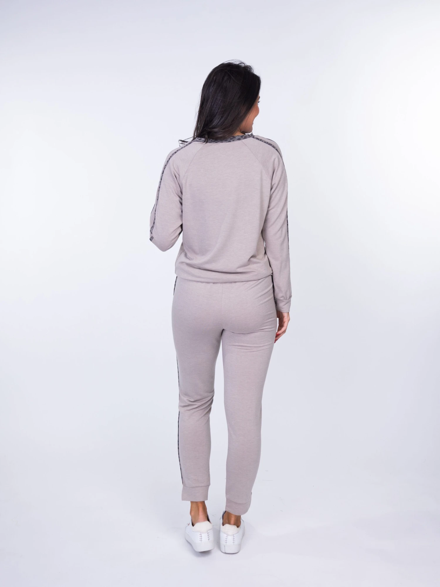 Leopard Trim Round Neck Lounge Pullover | S-L Set W/ Sku48789 6 Leopard Trim Round Neck Lounge Pullover | S-L Set W/ Sku48789 - Image 4