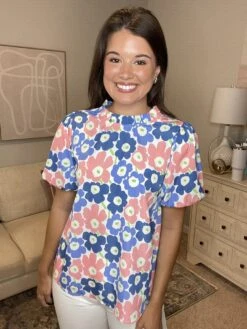 Flower Short Bell Sleeves Top | S - L