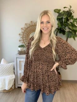 Truth Enlightens Top *Final Sale*